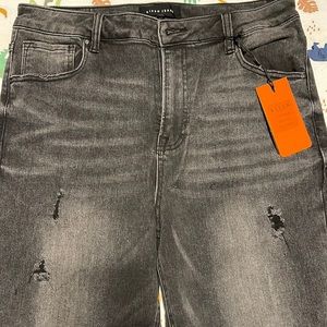 Risen Boyfriend Jeans